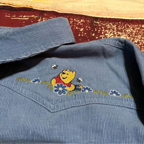 Vintage 90s Disney Winnie The Pooh Tigger Embroidered Corduroy Snap Button Shirt - Picture 4 of 10